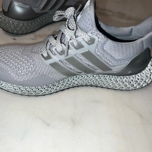 Adidas ultraboost nasa - Picture 4 of 4